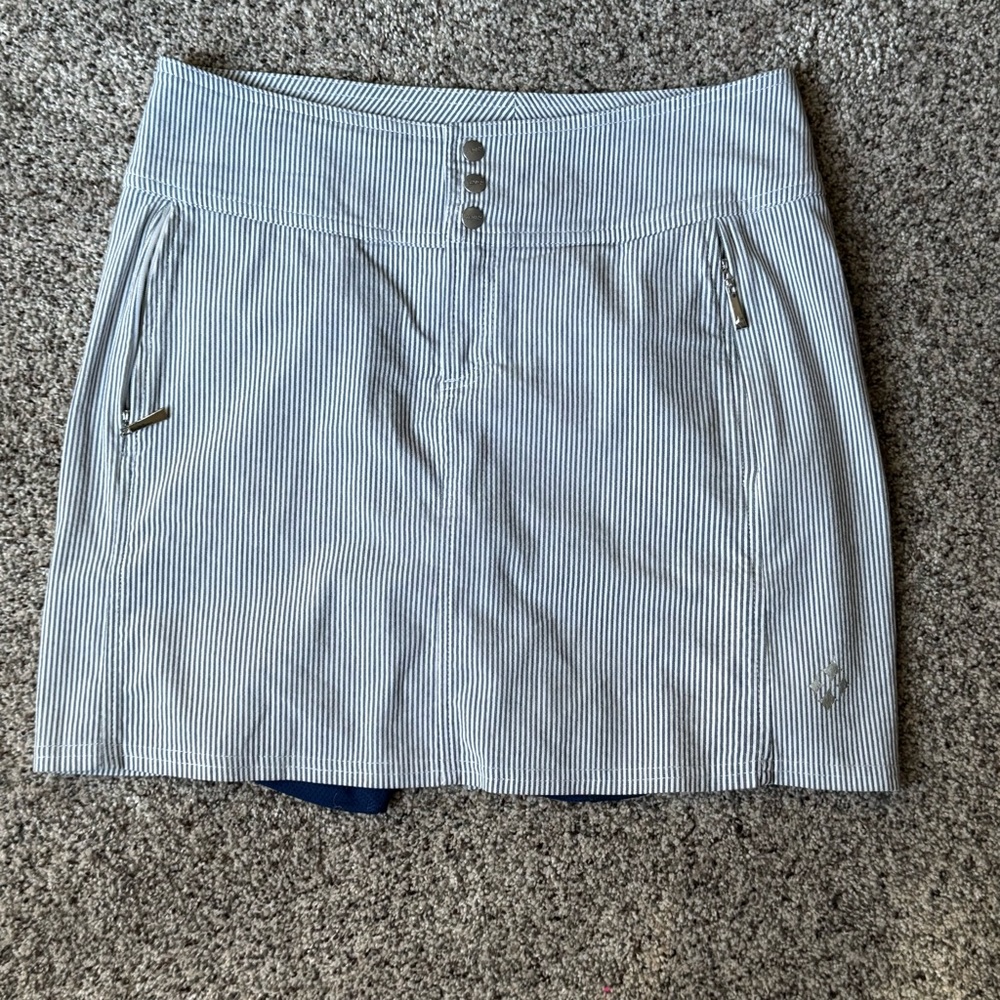 Jofit Golf Seersucker Skirt Size 0 XS gray white striped under shorts stretch
